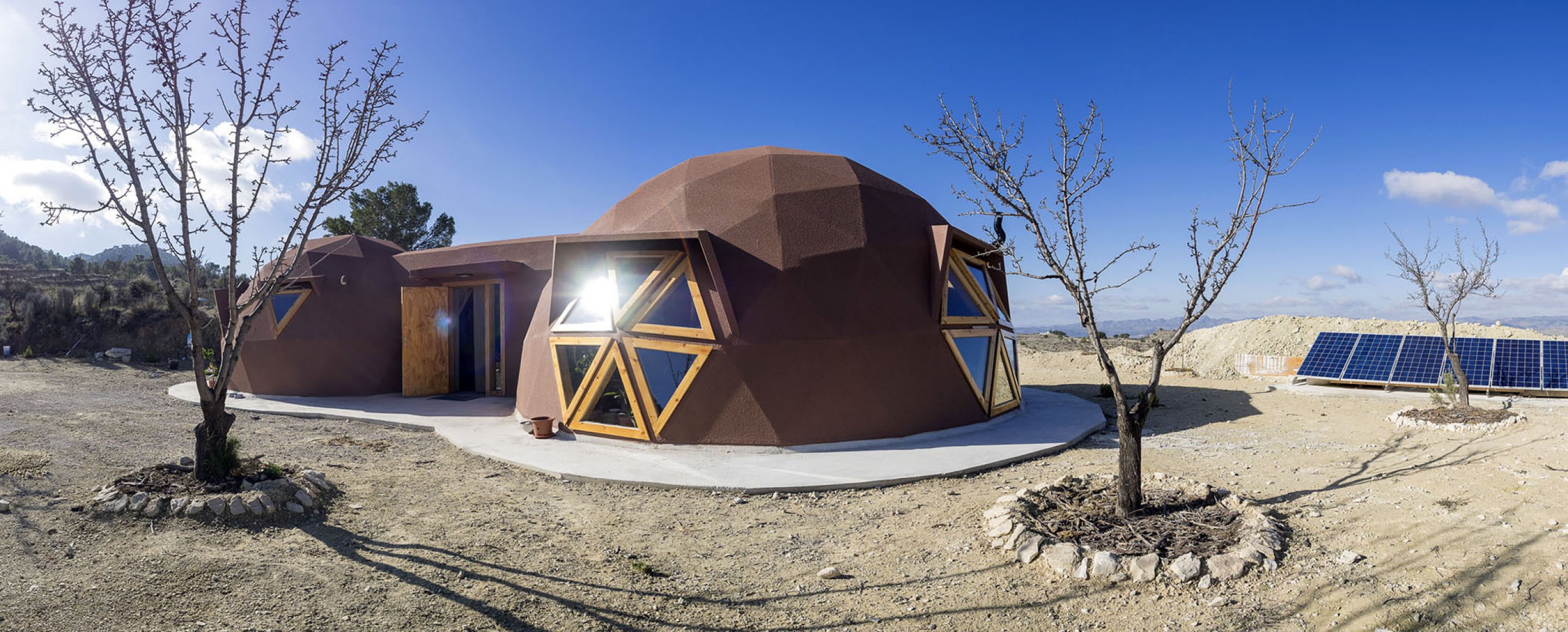 Curated visual reference: Self Sufficient Living Apartments Reference: Geodesic And Self Sufficient Housing By Ecoproyecta