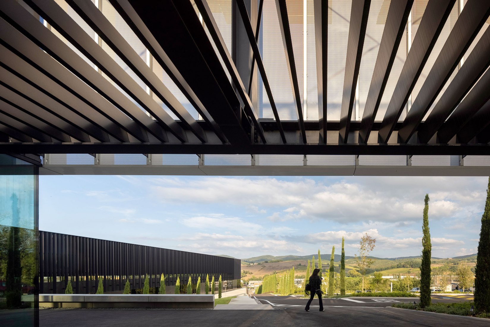 Sede de Furla por GEZA Architettura. Fotografía por Fernando Guerra.