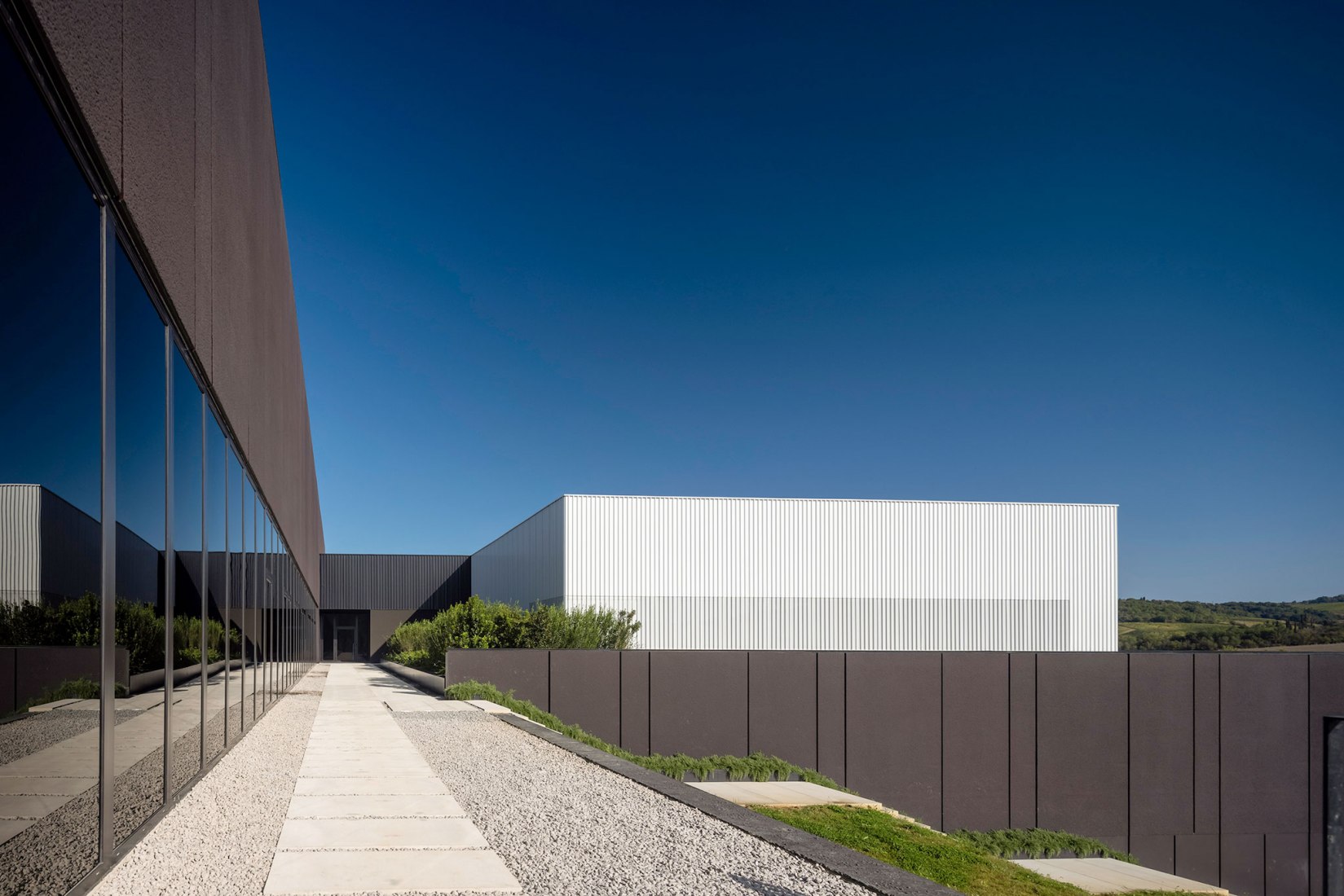 Sede de Furla por GEZA Architettura. Fotografía por Fernando Guerra.