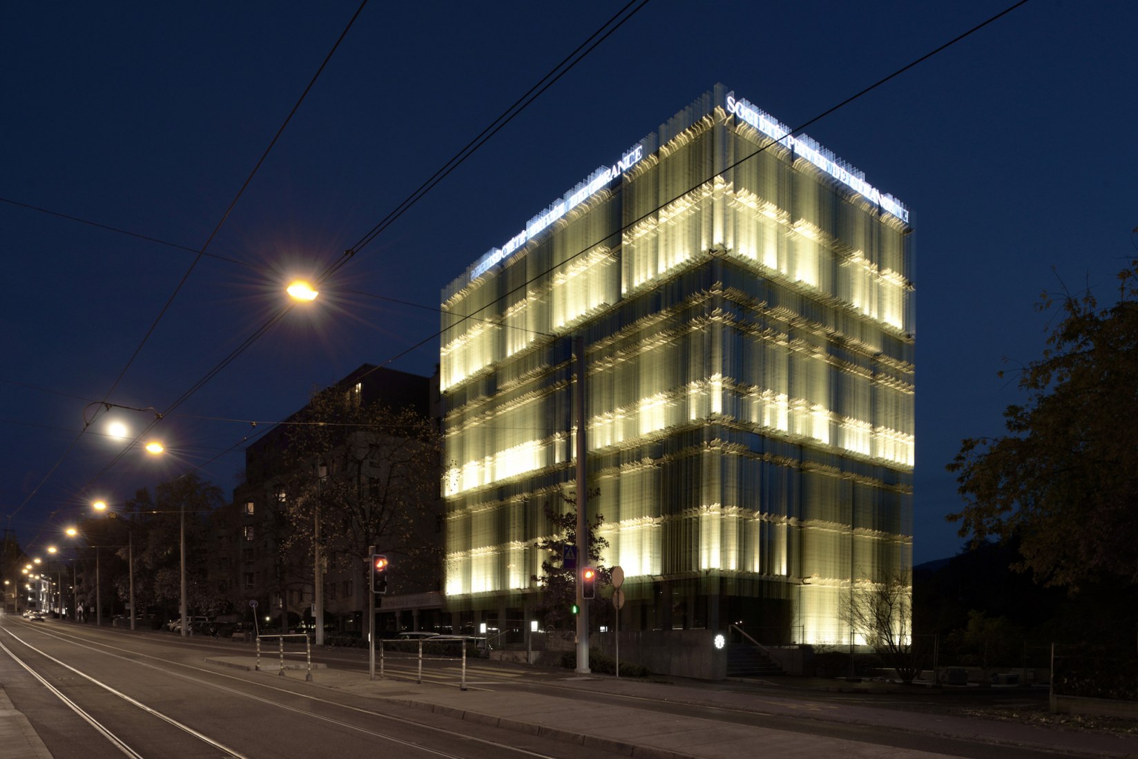 La nueva sede central de SPG en Ginebra por Giovanni Vaccarini. Fotografía © Adrien Buchet