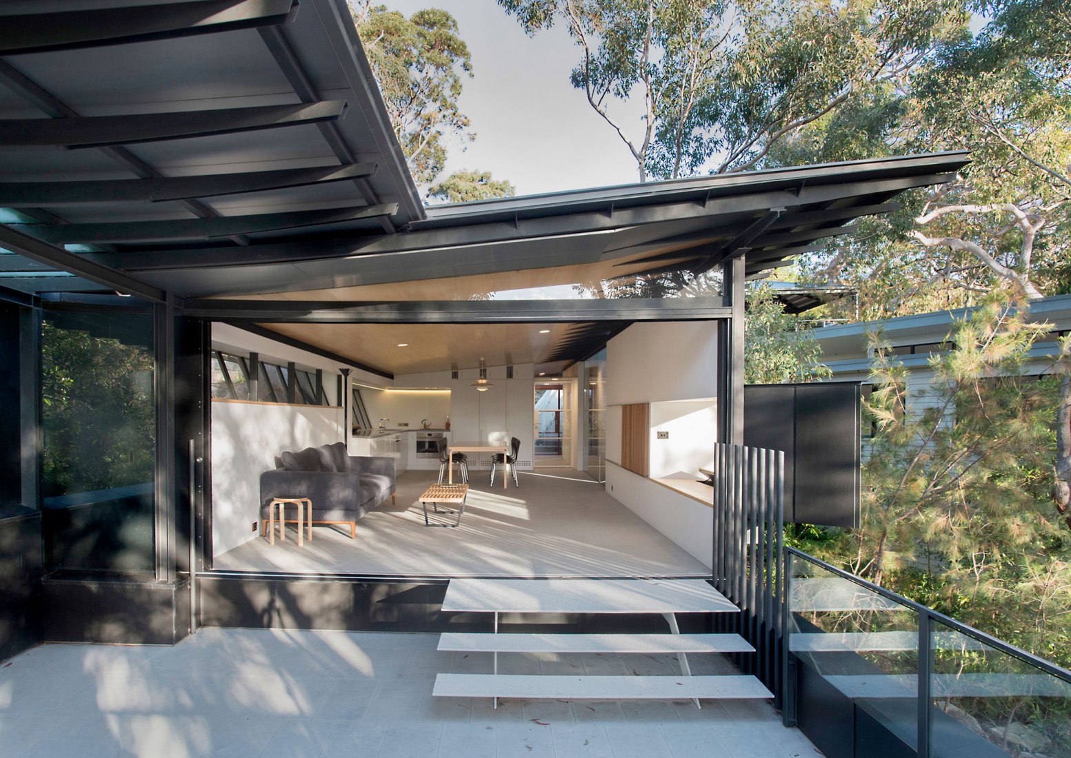 Casa Donaldson, Peninsula de Palm Beach, NSW por Glenn Murcutt. Fotografía por AnthonyBrowell