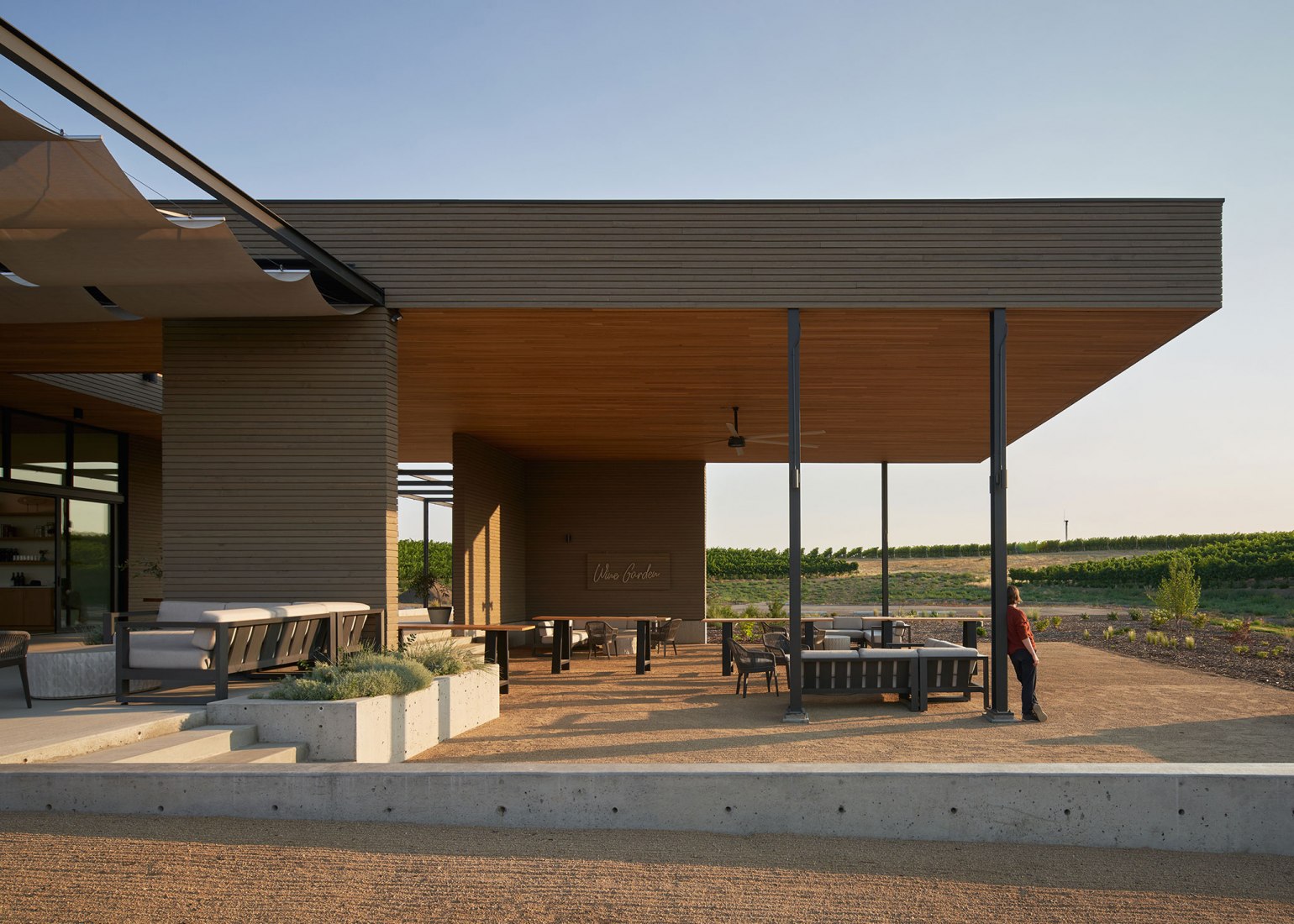 Alton Wines por GO'C. Fotografía por Kevin Scott.