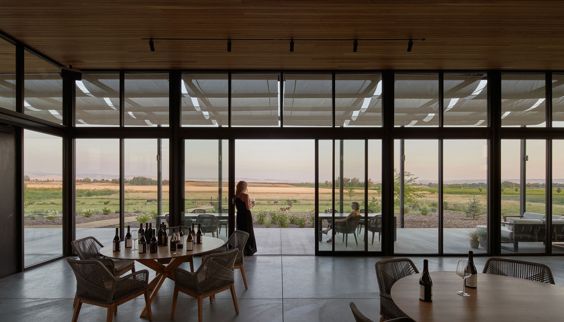 Alton Wines por GO'C. Fotografía por Kevin Scott.