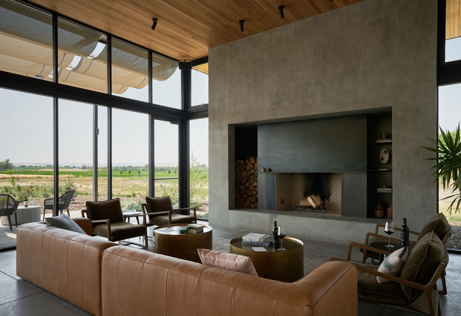 Alton Wines por GO'C. Fotografía por Kevin Scott.