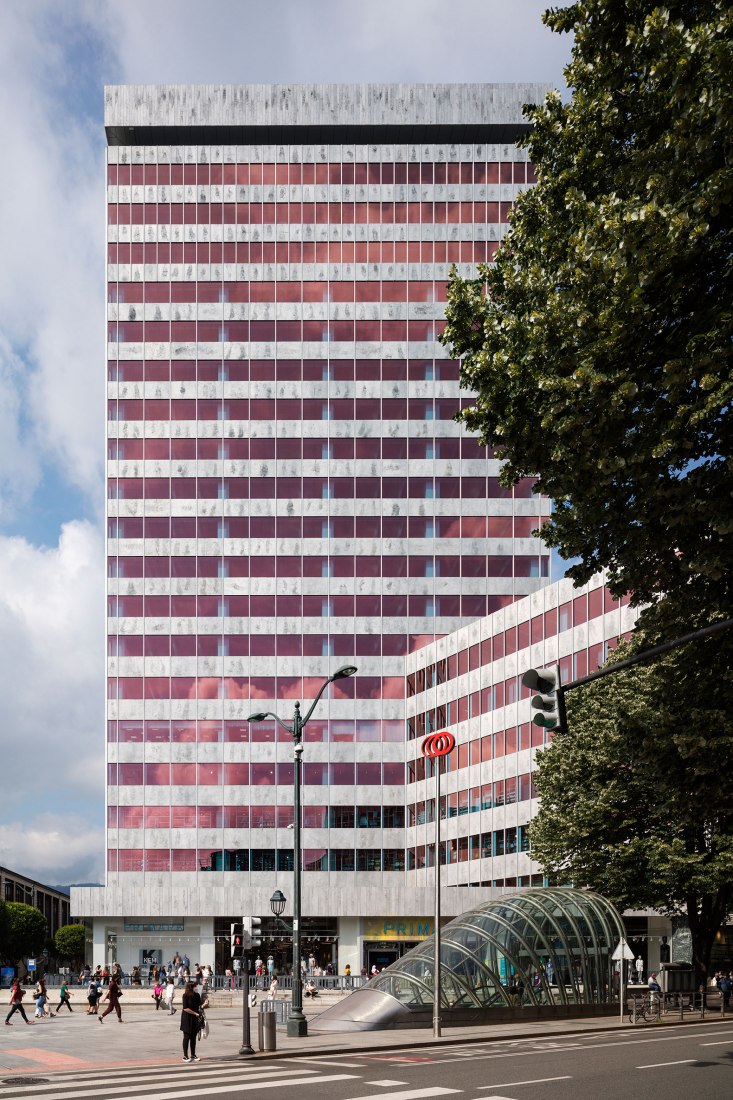 Reforma de la Torre Bizkaia por Gonzalo Carro. Fotografía por Aitor Ortiz.