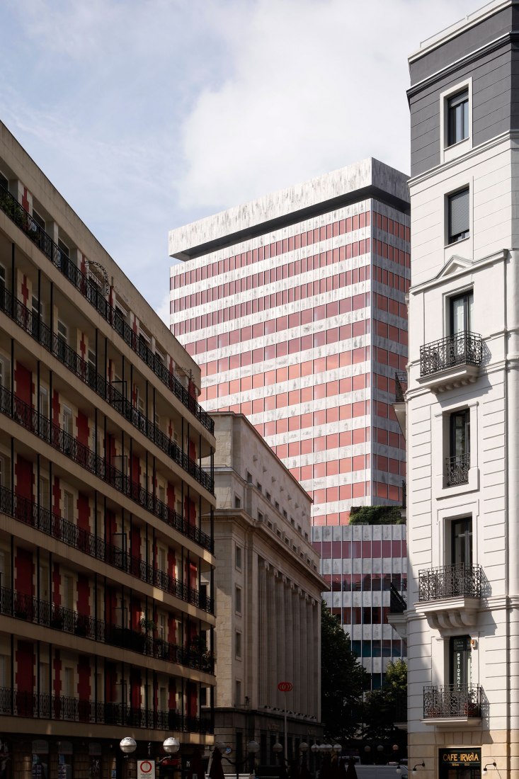 Reforma de la Torre Bizkaia por Gonzalo Carro. Fotografía por Aitor Ortiz.