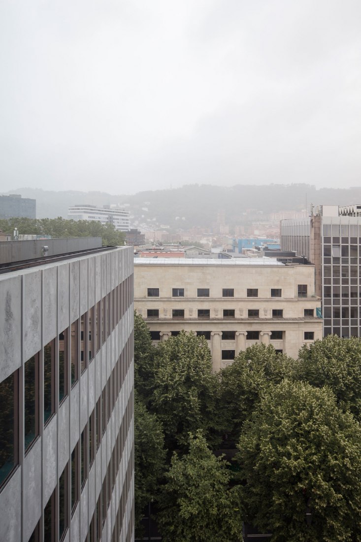 Reforma de la Torre Bizkaia por Gonzalo Carro. Fotografía por Aitor Ortiz.