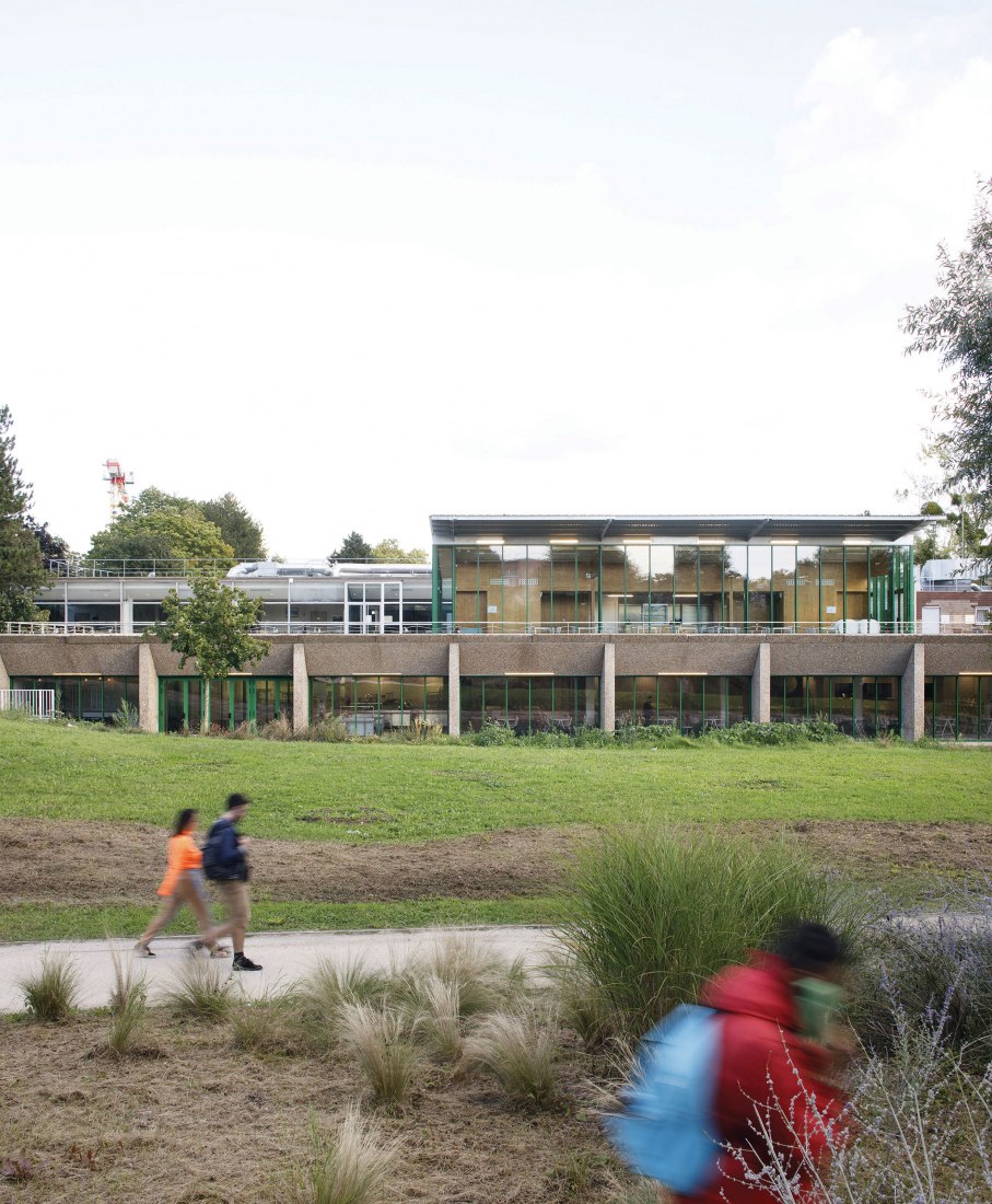 Extension and restructuring of the Crous University Refectory by graal. Photograph by Clément Guillaume