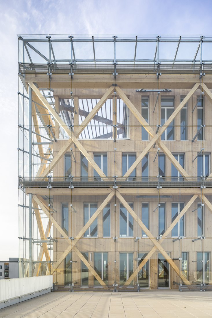 Caisse d’Epargne por GRAAM. Fotografía por Sergio Grazzia.