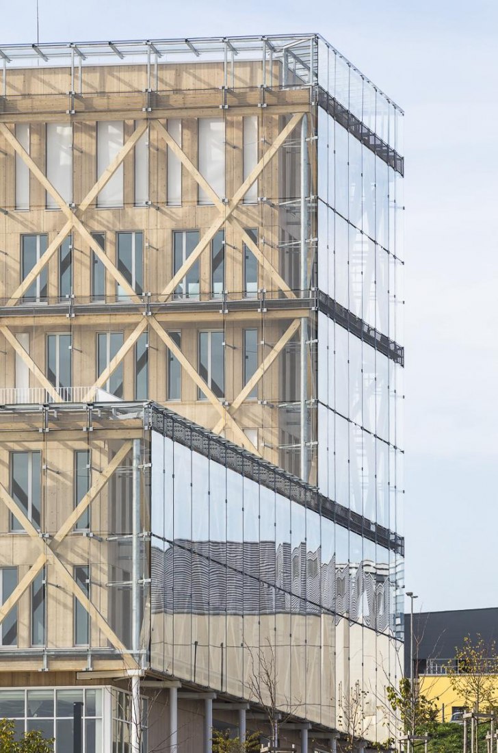 Caisse d’Epargne por GRAAM. Fotografía por Sergio Grazzia.