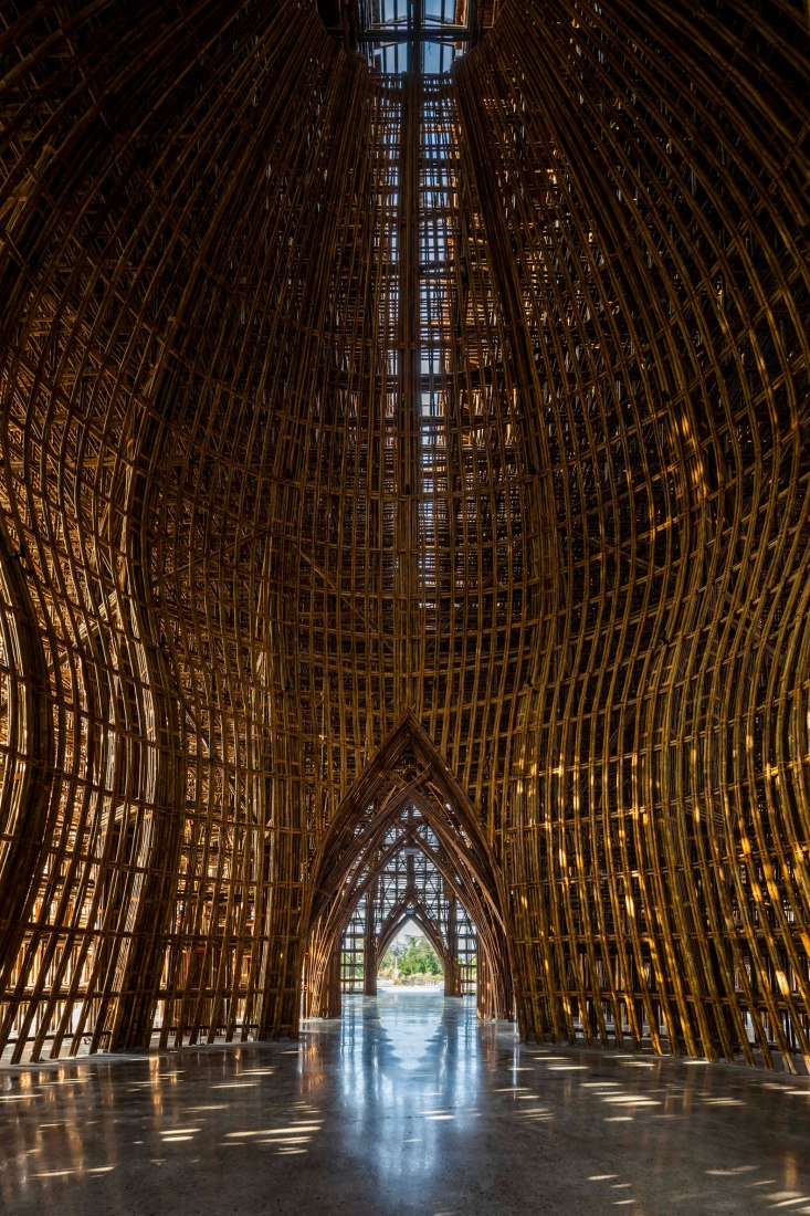 Grand World Phu Quoc Welcome Center por VTN Architects. Fotografía por Hiroyuki Oki.