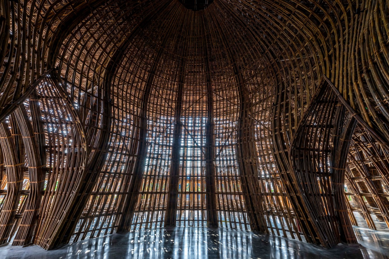Grand World Phu Quoc Welcome Center por VTN Architects. Fotografía por Hiroyuki Oki.