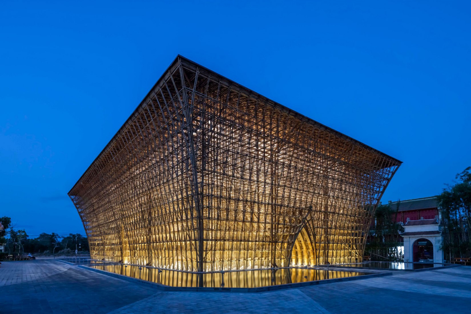 Grand World Phu Quoc Welcome Center por VTN Architects. Fotografía por Hiroyuki Oki.