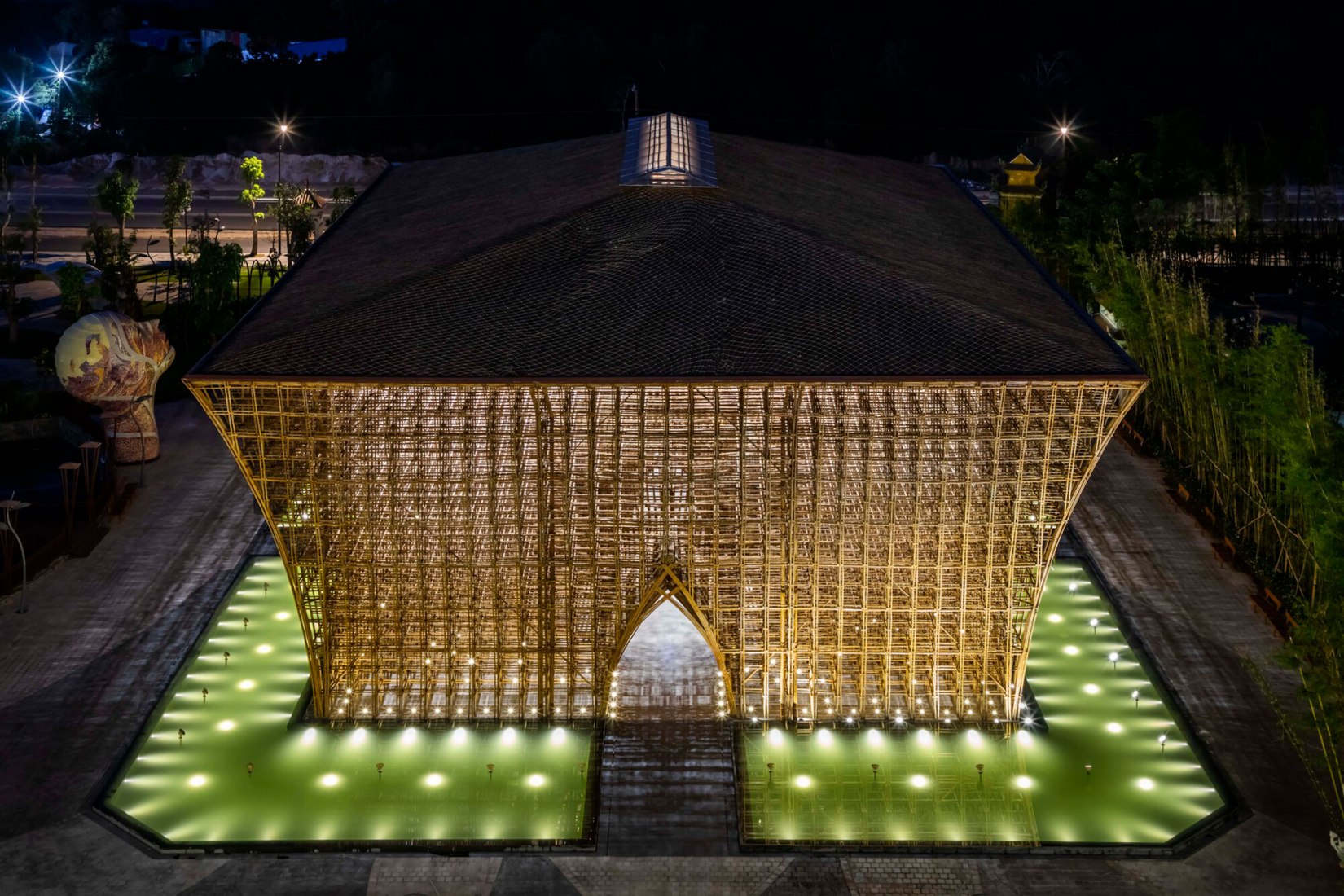 Grand World Phu Quoc Welcome Center por VTN Architects. Fotografía por Hiroyuki Oki.