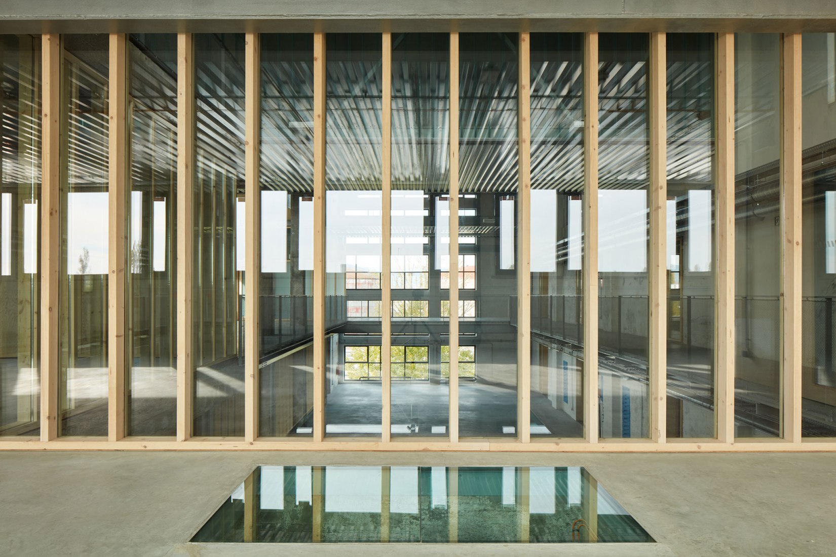 Vista interior. The Mill por GutGut. Fotografía © Jakub Skokan, Martin Tůma (BoysPlayNice)