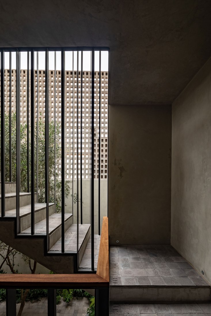 Hadas by REIMS 502. Photography by Onnis Luque, Ariadna Polo.