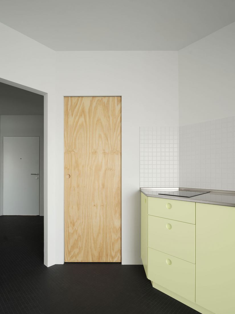 Gracia House by HANGHAR. Photograph by Luis Díaz Díaz