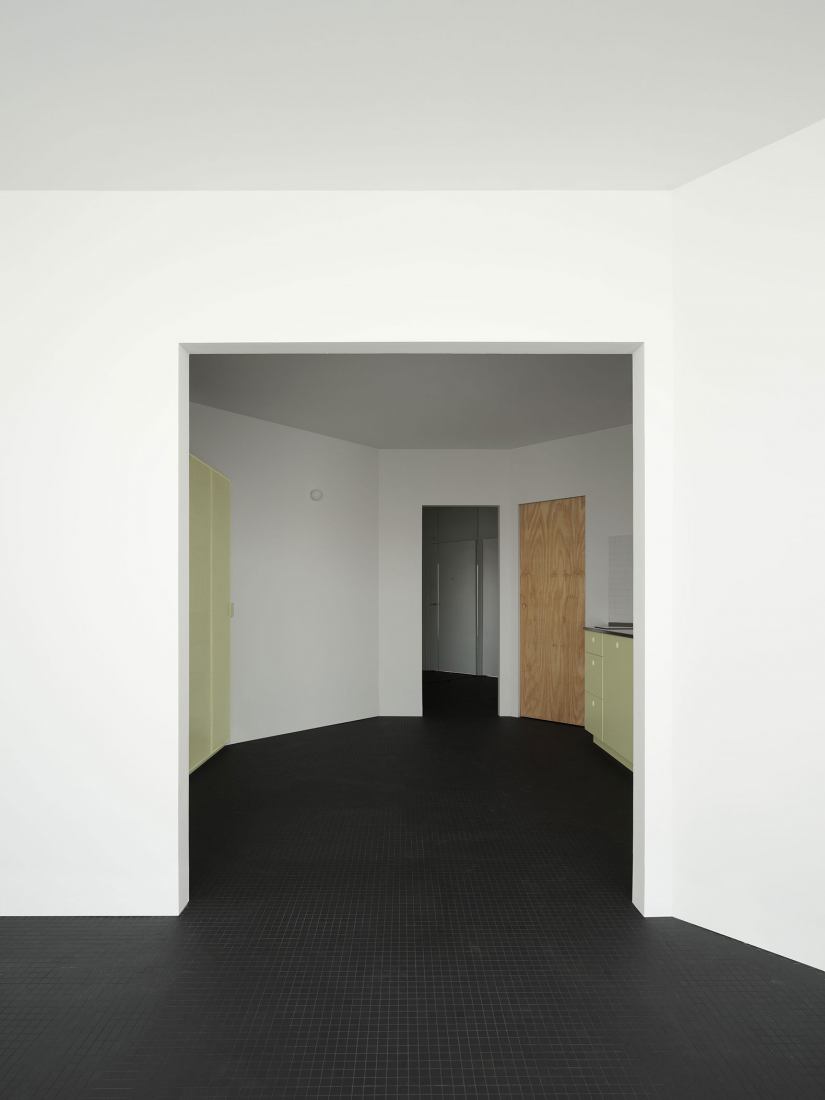 Gracia House by HANGHAR. Photograph by Luis Díaz Díaz