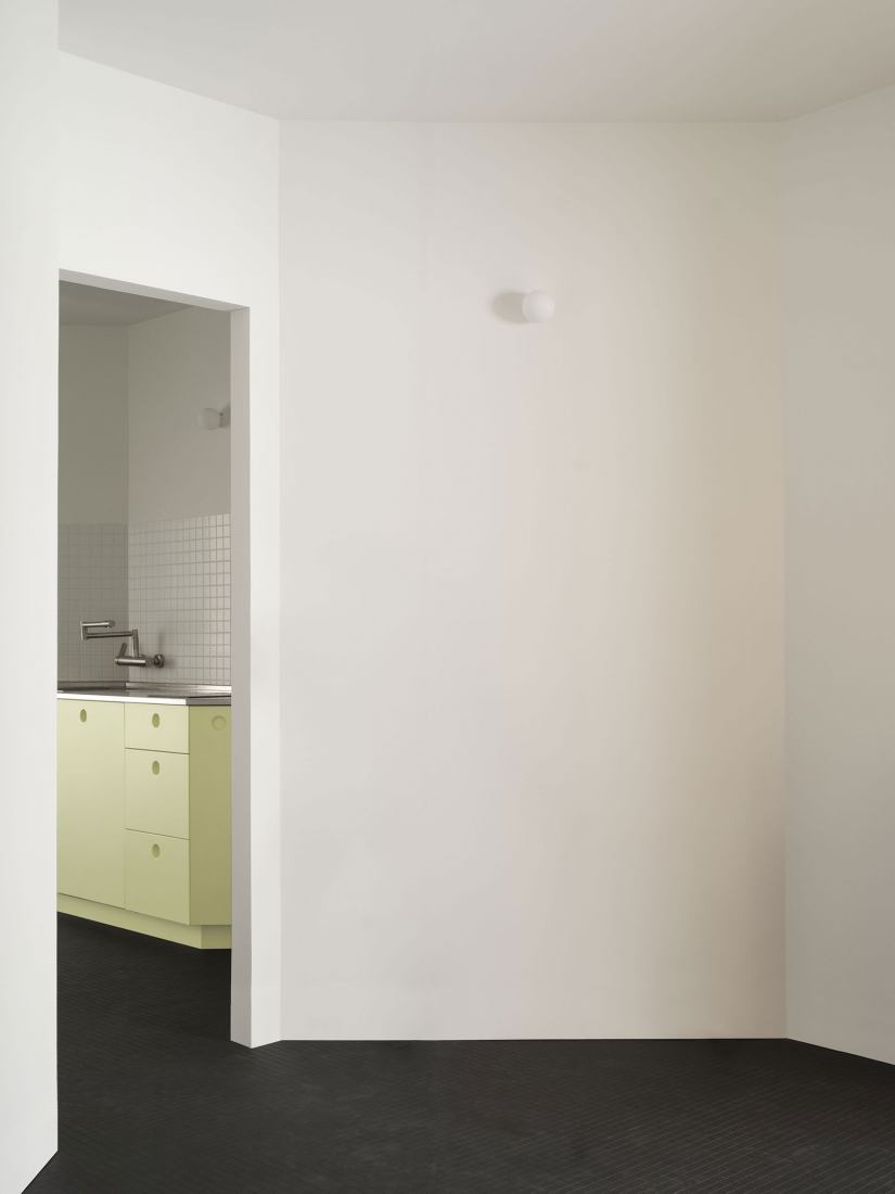 Gracia House by HANGHAR. Photograph by Luis Díaz Díaz