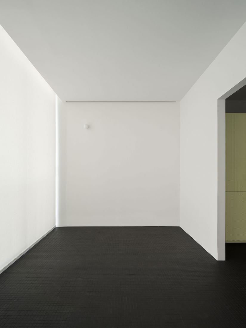 Gracia House by HANGHAR. Photograph by Luis Díaz Díaz