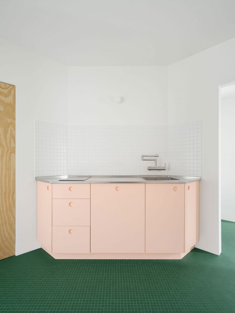 Gracia House by HANGHAR. Photograph by Luis Díaz Díaz
