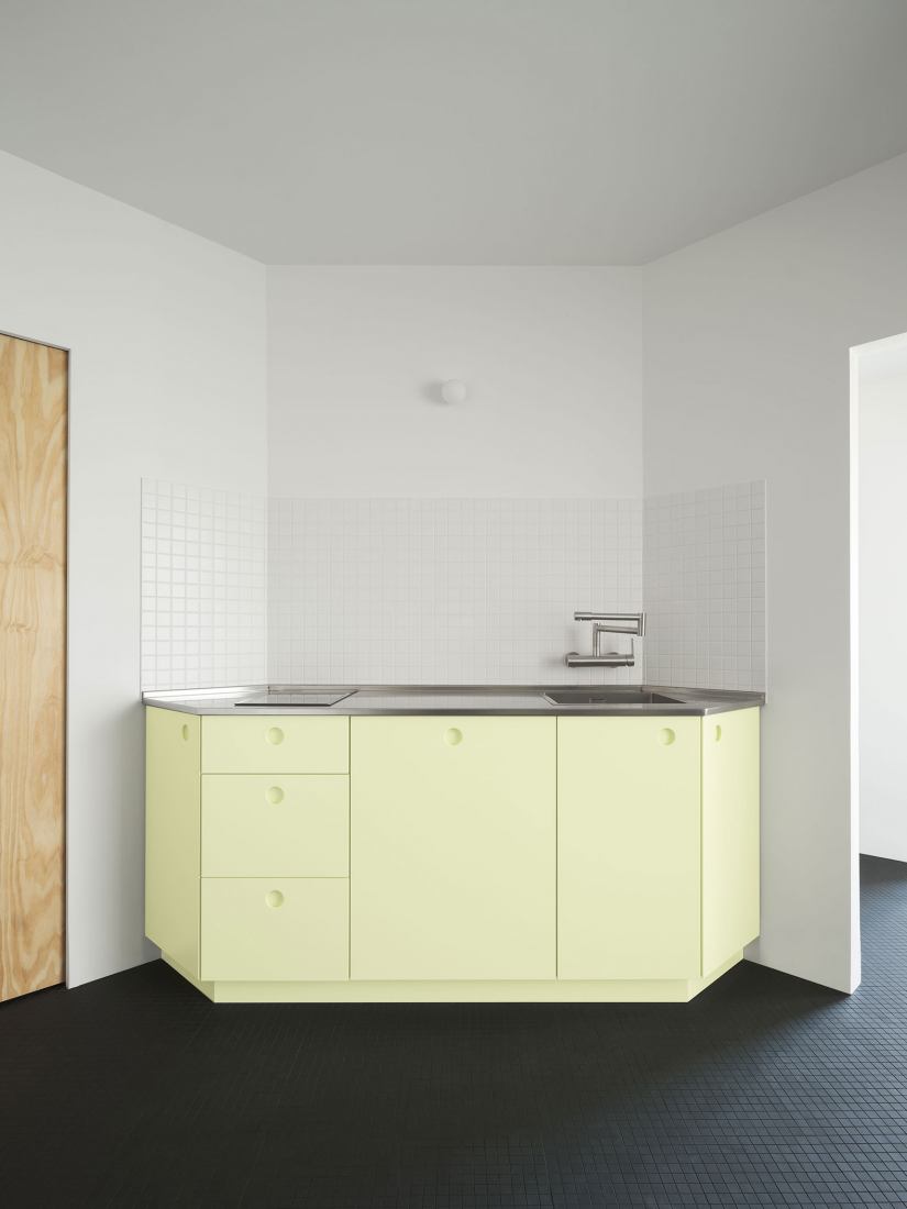 Gracia House by HANGHAR. Photograph by Luis Díaz Díaz