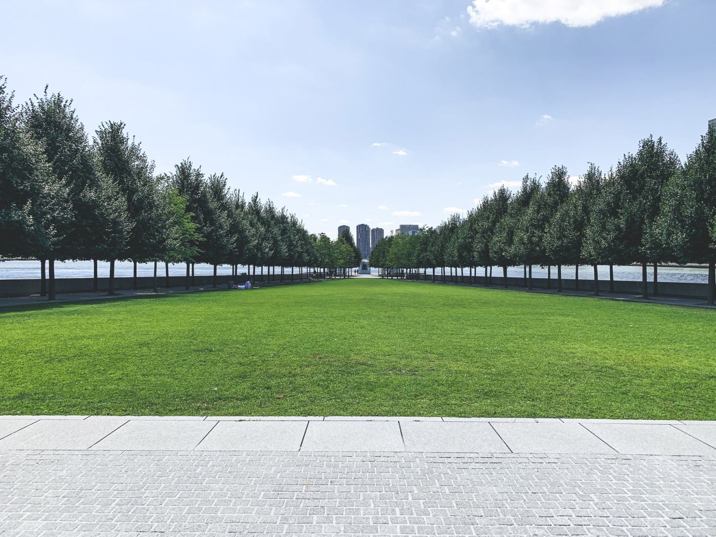 The Franklin D. Roosevelt Four Freedoms Park on Roosevelt Island in New York City, which Harriet Pattison co-designed with Louis Kahn. Photograph by Benjamin Hanimann via Unsplash.