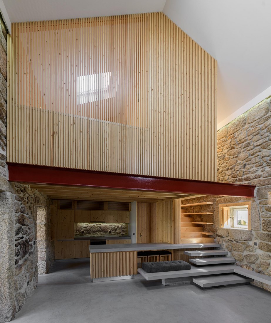 Rural House by HBG Architects. Photograph by Ricardo Oliveira Alves