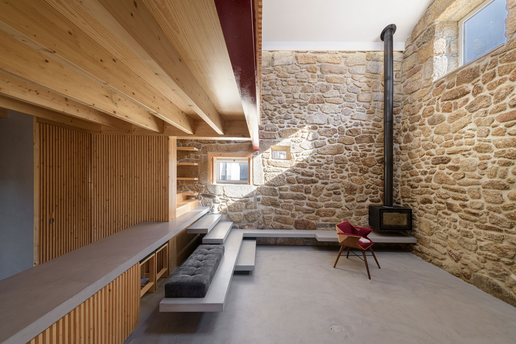 Rural House by HBG Architects. Photograph by Ricardo Oliveira Alves