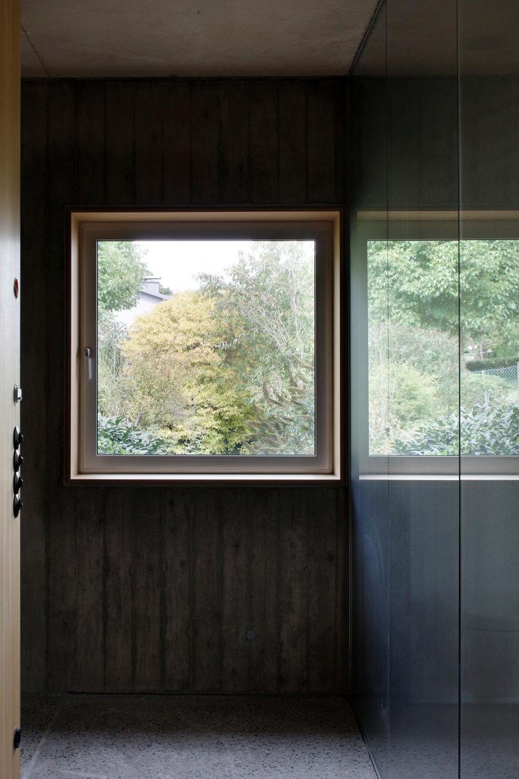 Hercule, single-family house by 2001. Photograph by Maxime Delvaux