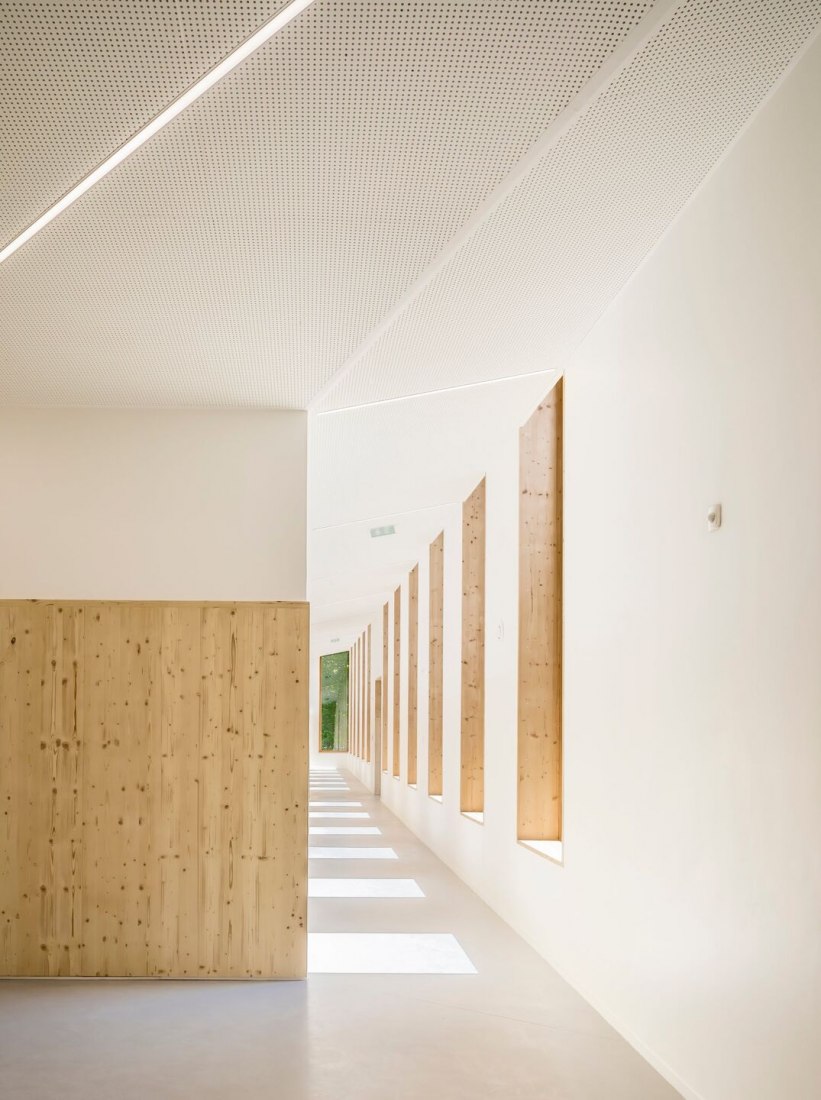 Les Grandes Terres por Hesters-Oyon Architectes. Fotografía de Sergio Grazia.
