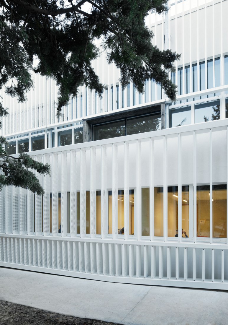 Learning center Hexagone by Rémy Marciano. Photograph by Takuji Shimmur.