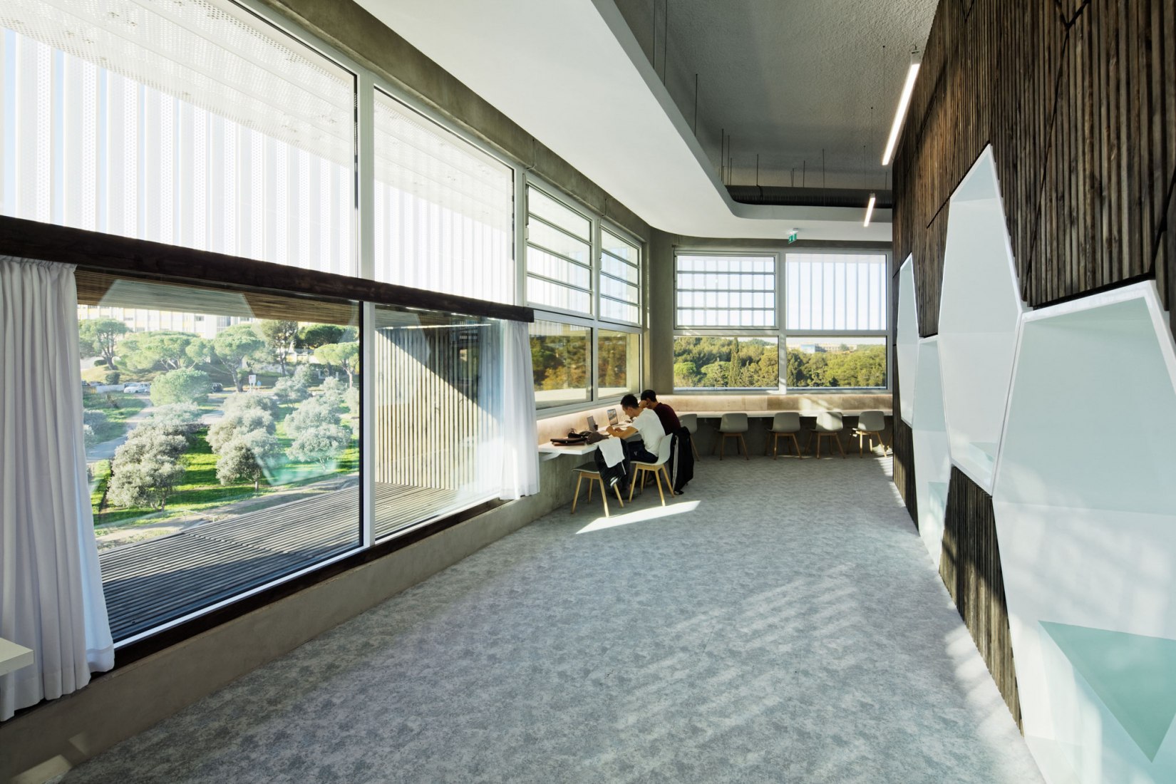 Learning center Hexagone by Rémy Marciano. Photograph by Takuji Shimmur.