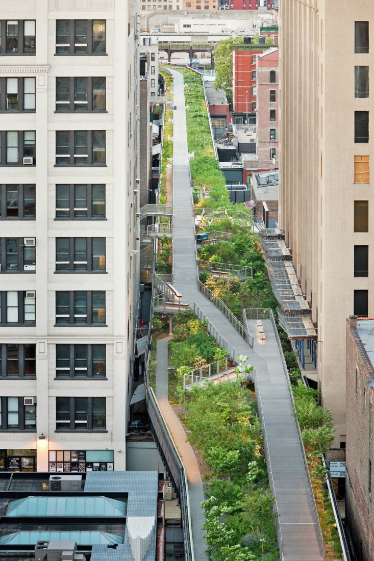 The Highline - New York (Phase II). Photography © Iwan Baan