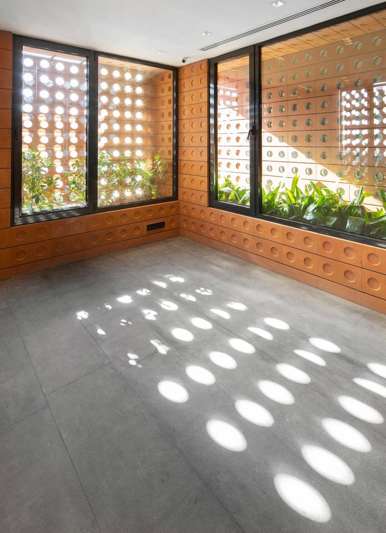 Kohan Ceram por Hooba Design Group. Fotografía por Parham Taghioff