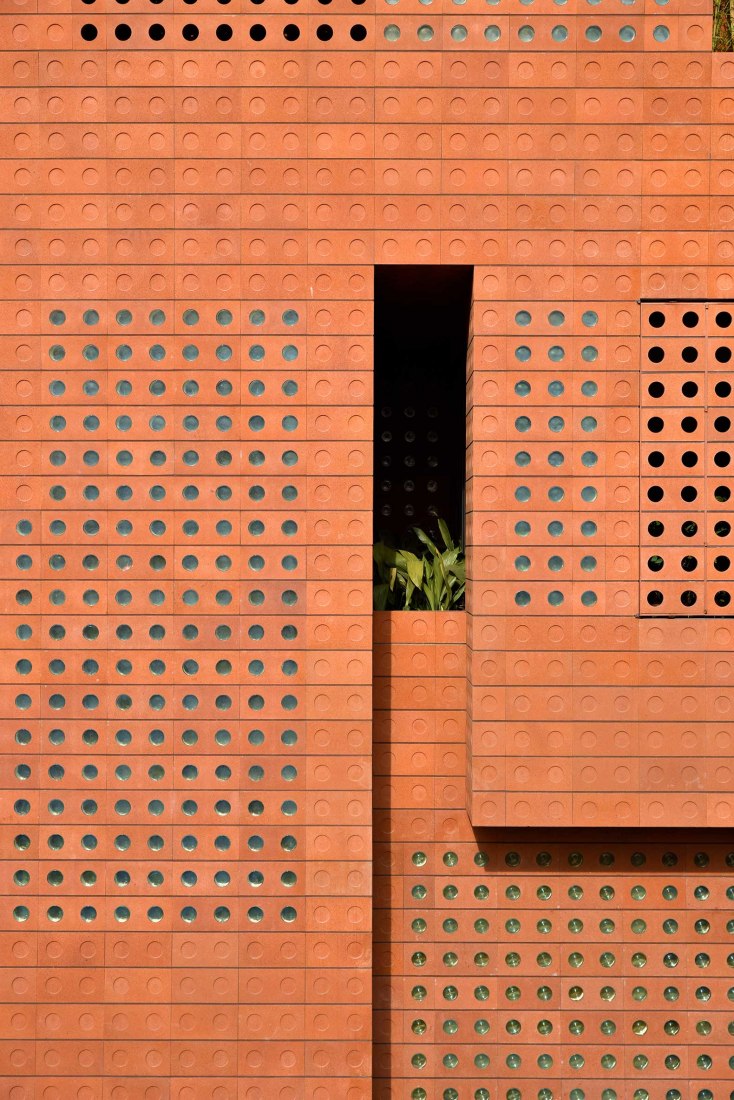 Kohan Ceram por Hooba Design Group. Fotografía por Deed Studio