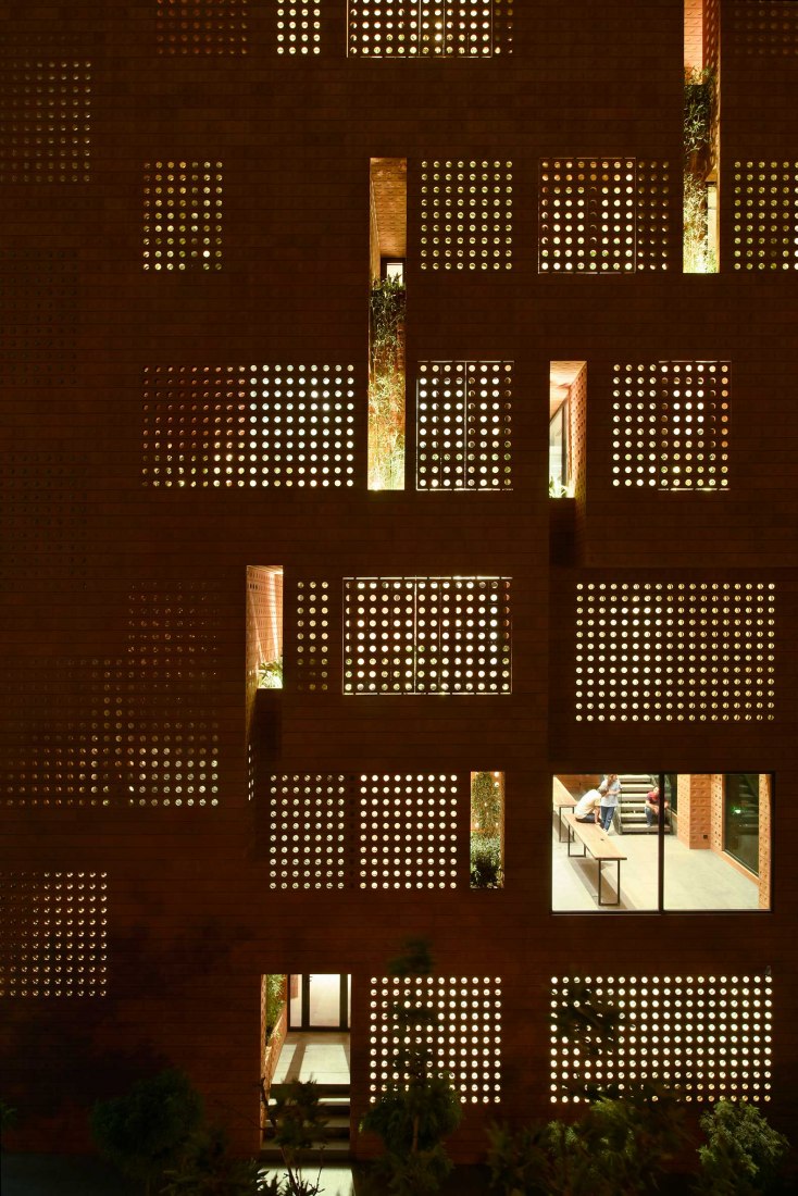 Kohan Ceram por Hooba Design Group. Fotografía por Deed Studio
