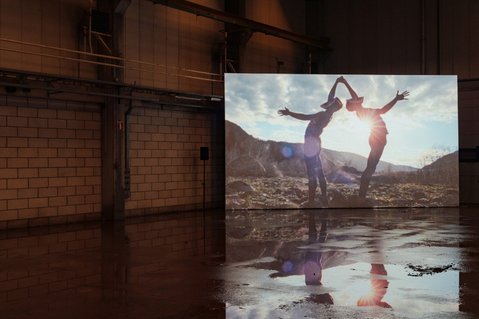 'Flying on the raven’s wing' by Horst. Curator, Evelyn Simons. Photography by Illias Teirlinck
