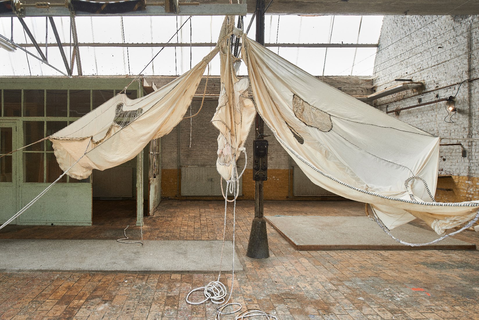'Flying on the raven’s wing' by Horst. Curator, Evelyn Simons. Photography by Matthijs van der Burgt