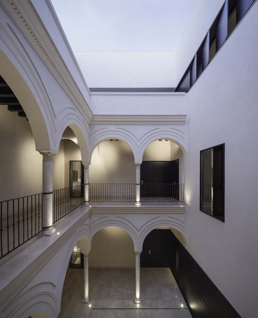 "Posada del Lucero" Hotel by Adolfo Pérez Arquitectura. Photograph by Fernando Alda