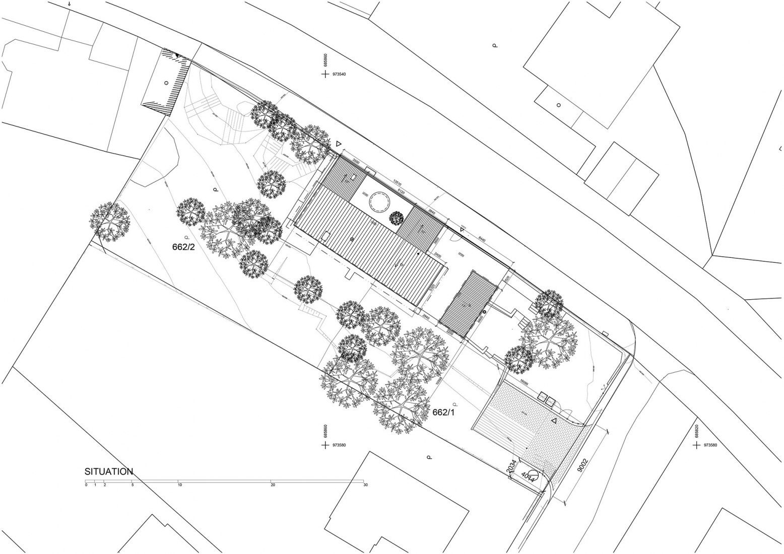 Plano de situación. "Casa detrás del muro" por Mjölk architects. 