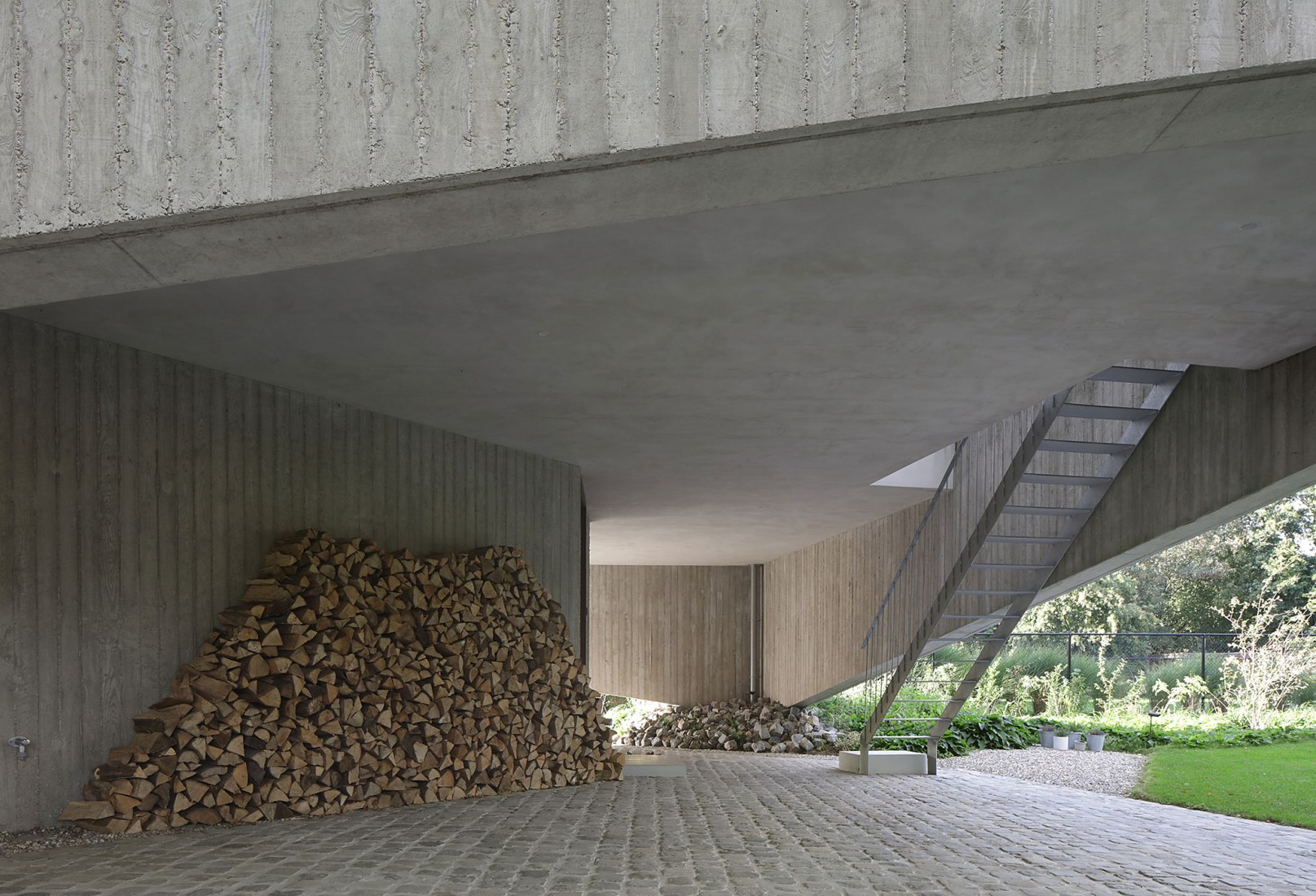 Vivienda N-DP por Graux & Baeyens Architecten. Fotografía por Filip Dujardin