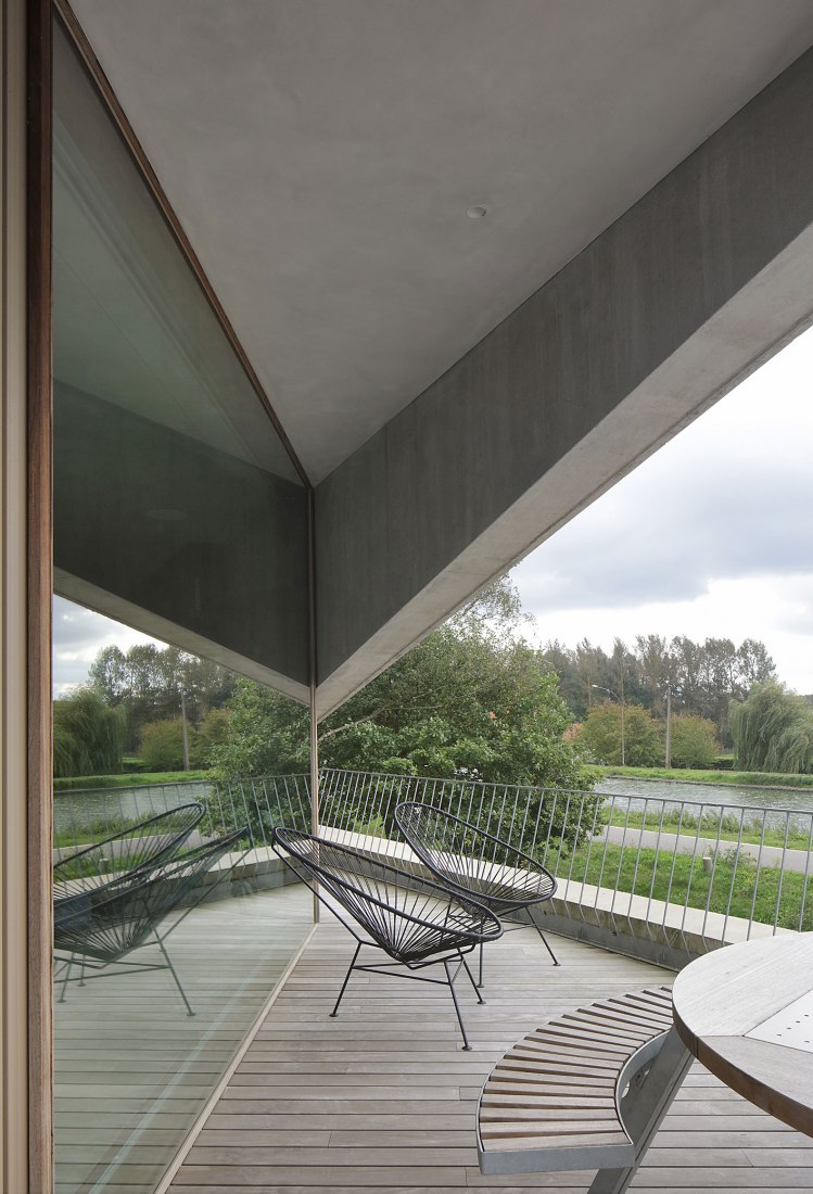 Vivienda N-DP por Graux & Baeyens Architecten. Fotografía por Filip Dujardin