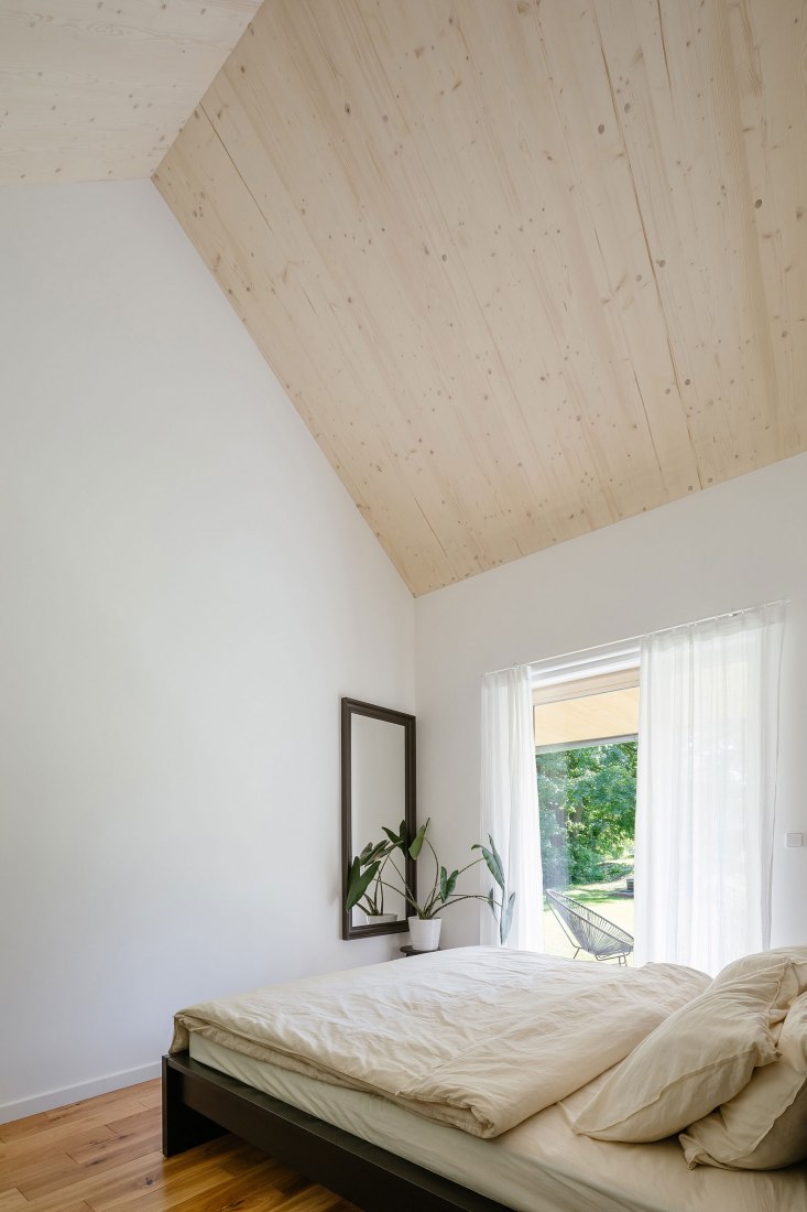 House with In-law Suite by KLAR. Photograph by Václav Novák.