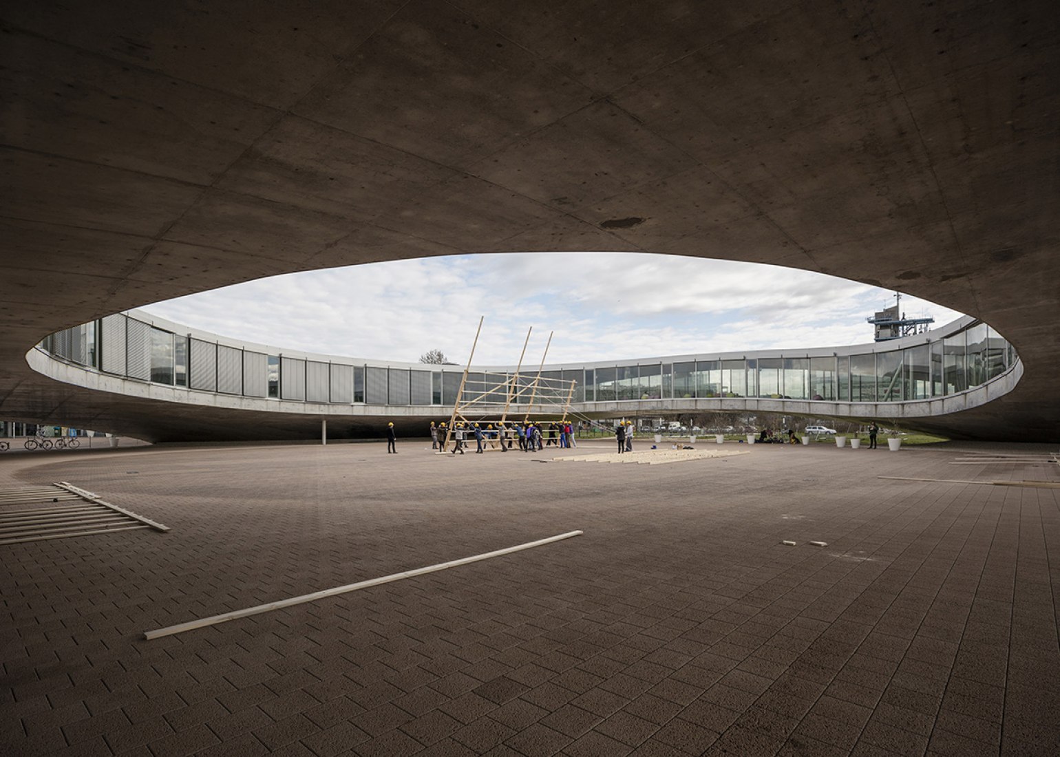 HOUSE 1 en el campus EPFL en Laussana. Fotografía © Dylan Perrenoud. Imagen cortesía de Mintlist.