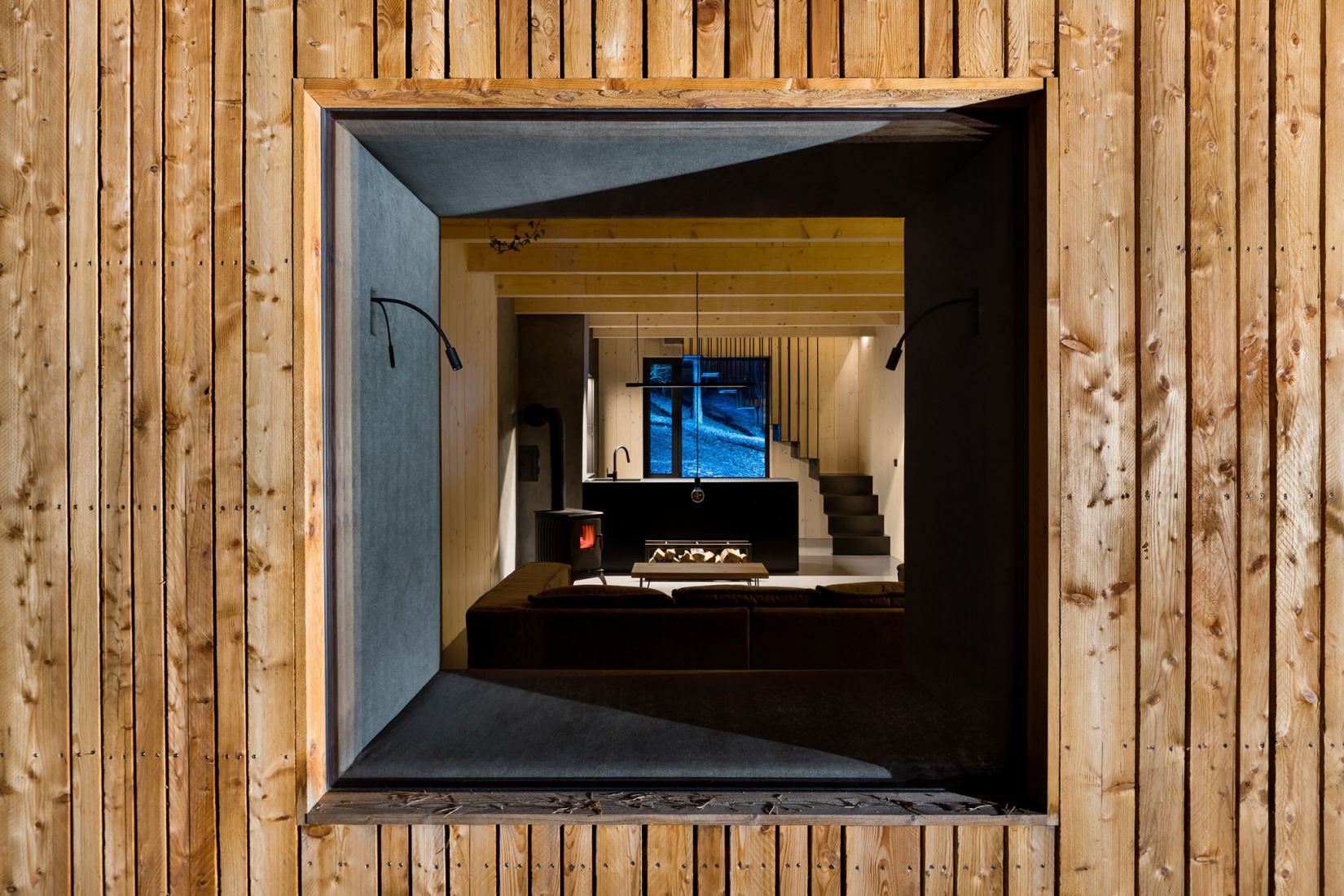 HYTTA por Adam Hofman y Dominik Ilichman. Fotografía por Studio Flusser.