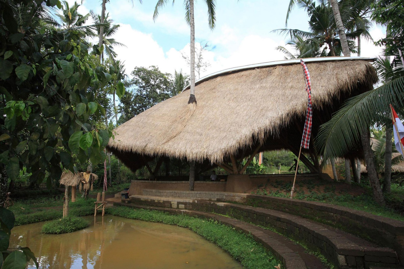 Exterior view. Photograph © Courtesy of IBUKU
