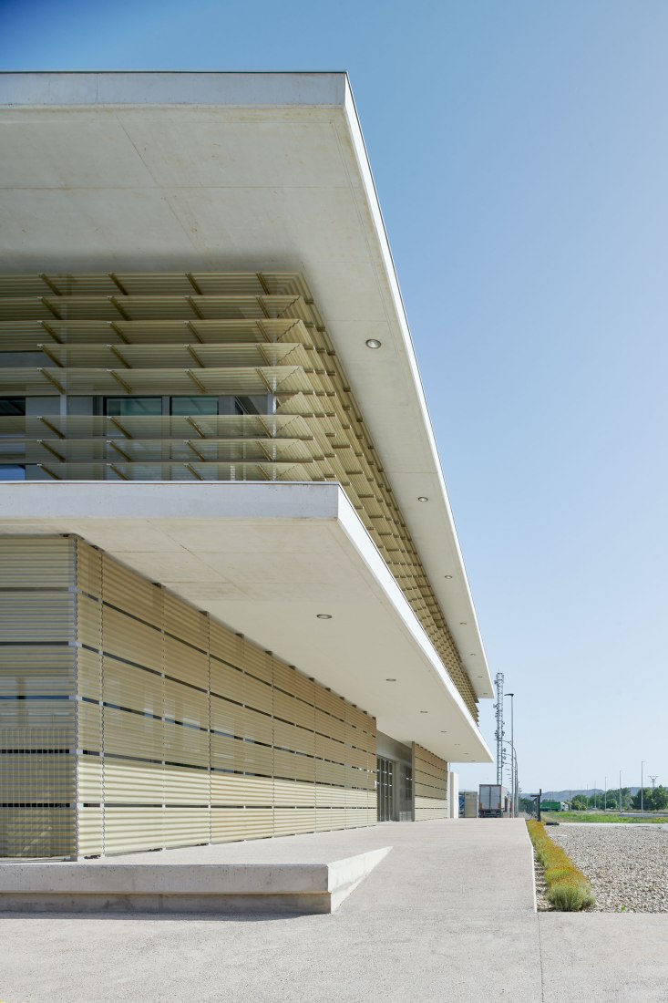 SAICA RDI Building by IDOM. Photograph by Iñaki Bergera.