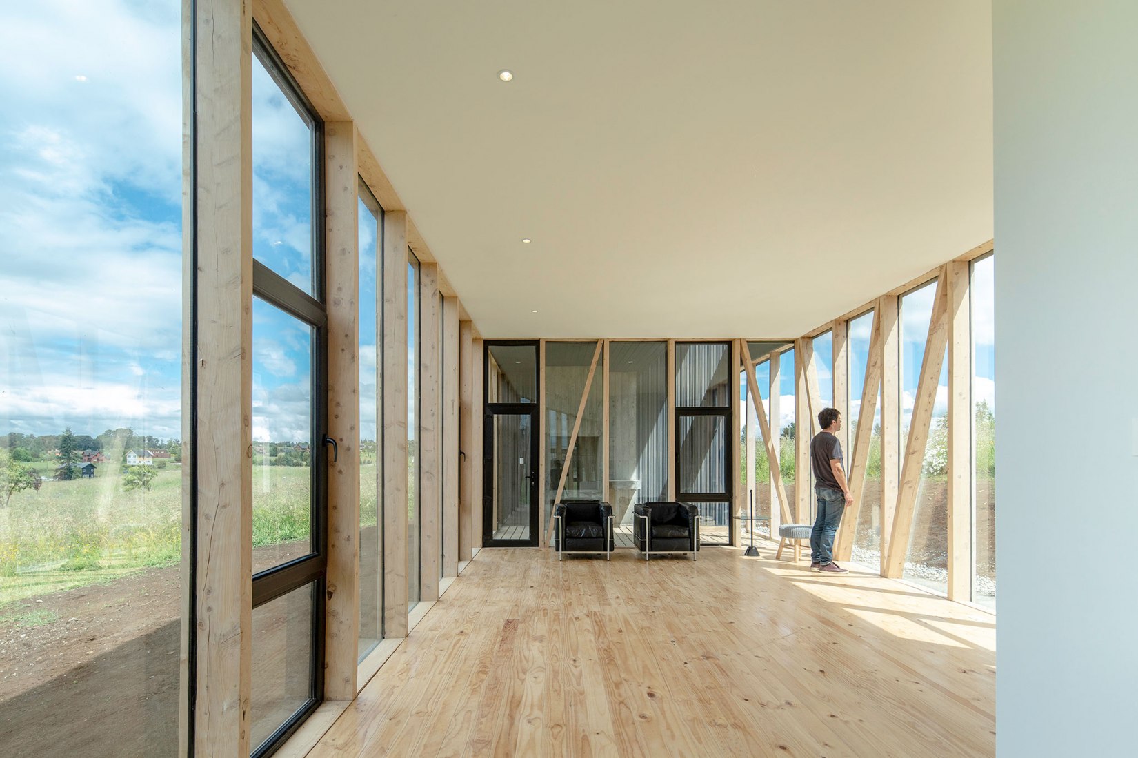Casa Maitenes por Ignacio Correa. Fotografía por Aryeh Kornfled