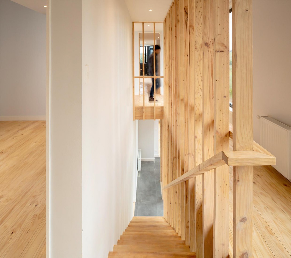 Casa Maitenes por Ignacio Correa. Fotografía por Aryeh Kornfled